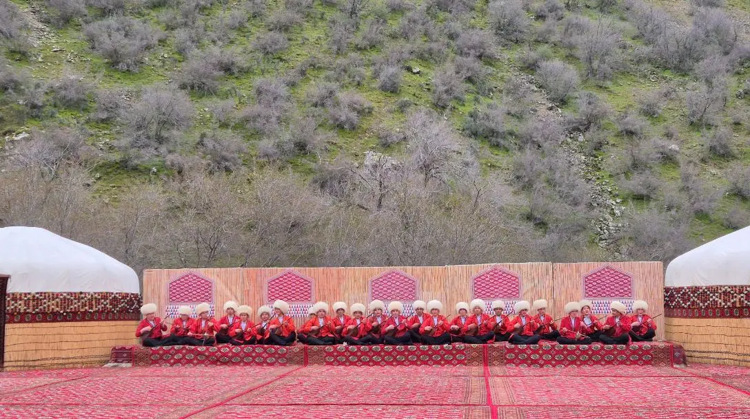 “Nowruz ýaýlasynda sungat owazlary”